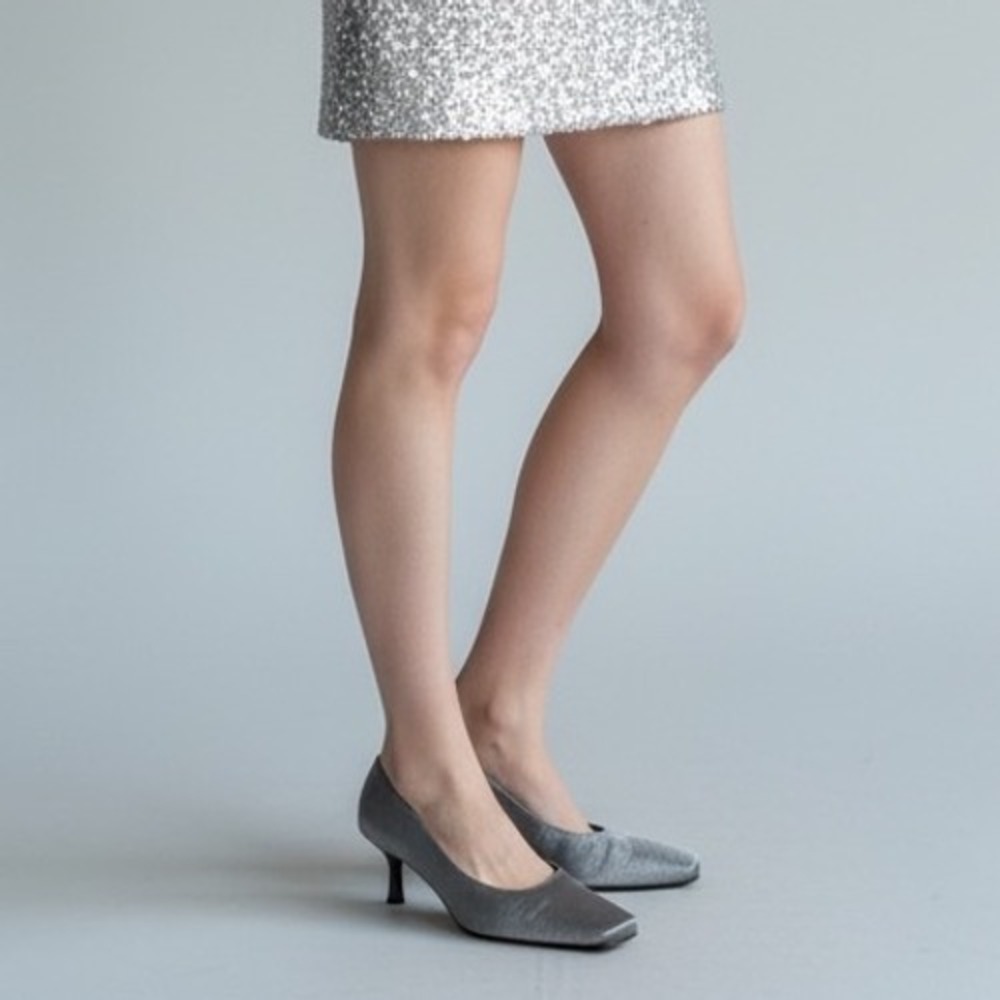 Stuart Weitzman Brace Silver‎ Matte Lame Square Toe Heels Size 7.5 M